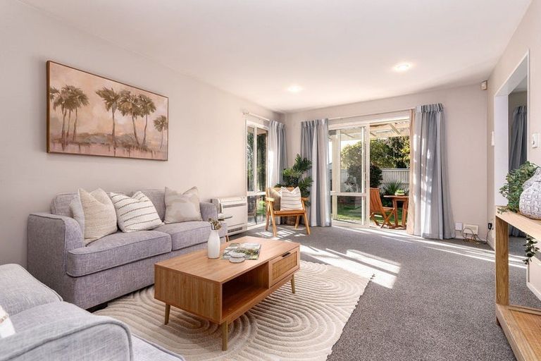 Photo of property in 78 Broadhaven Avenue, Parklands, Christchurch, 8083