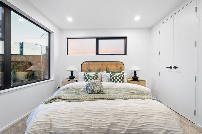 Photo of property in 1a Maxwelton Drive, Mairangi Bay, Auckland, 0630