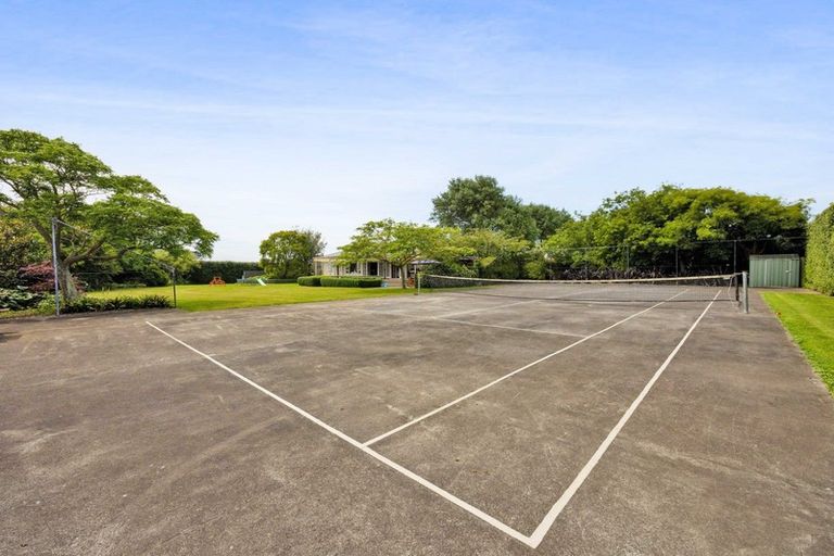 Photo of property in 1048 Normanby Road, Manaia, Hawera, 4678