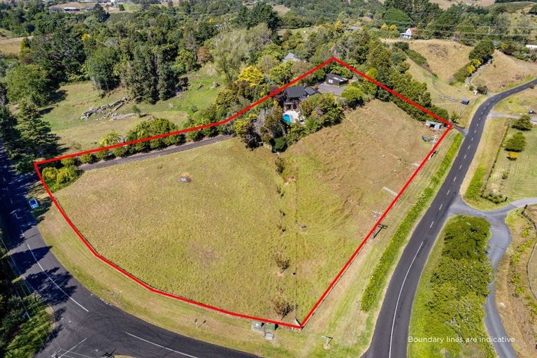 Photo of property in 12 Ridgewood Drive, Ridgewood, New Plymouth, 4371