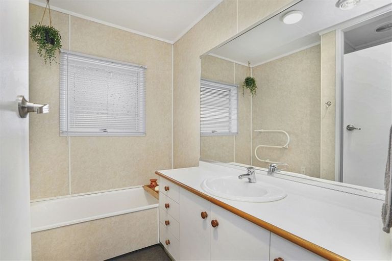 Photo of property in 8 Cullimore Street, Pukete, Hamilton, 3200