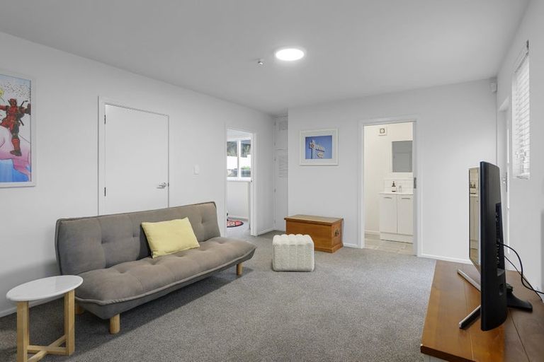 Photo of property in 212 Dyers Pass Road, Cashmere, Christchurch, 8022