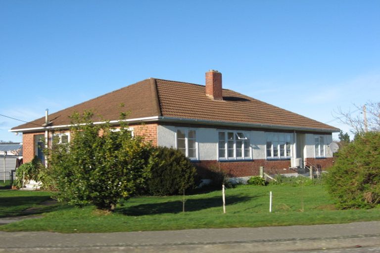 Photo of property in 25 Queen Street, Winton, 9720