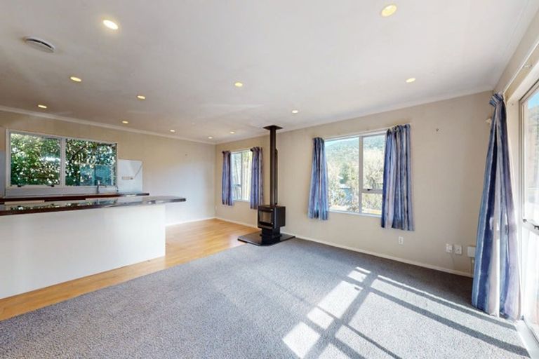 Photo of property in 53 Hazlewood Avenue, Karori, Wellington, 6012