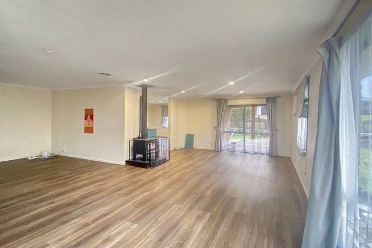 Photo of property in 16 Loveridge Place, Morrinsville, 3300