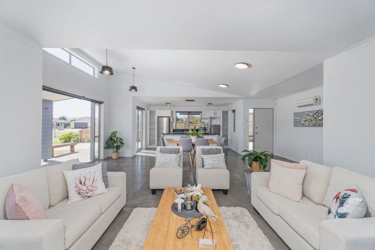 Photo of property in 3 Aquila Drive, Whitianga, 3510