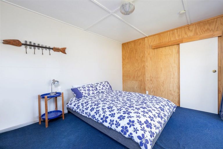 Photo of property in 22 Pinedale Crescent, Riversdale Beach, Masterton, 5872