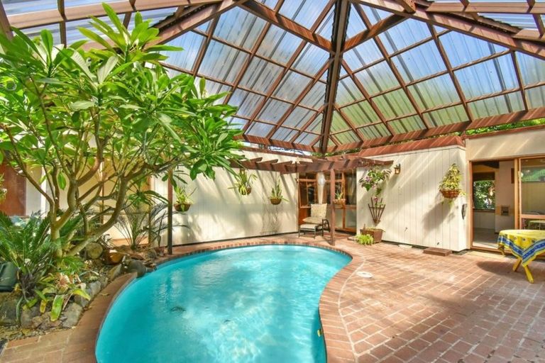 Photo of property in 30 Scenic Drive, Hillpark, Auckland, 2102