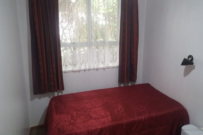 Photo of property in 5b Angle Street, Picton, 7220