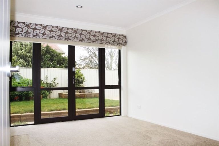Photo of property in 205d Pakuranga Road, Pakuranga, Auckland, 2010