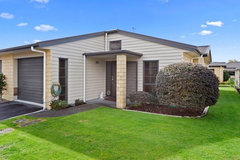 Photo of property in Bramley Gardens, 25/3 Turnbury Court, Rototuna, Hamilton, 3210