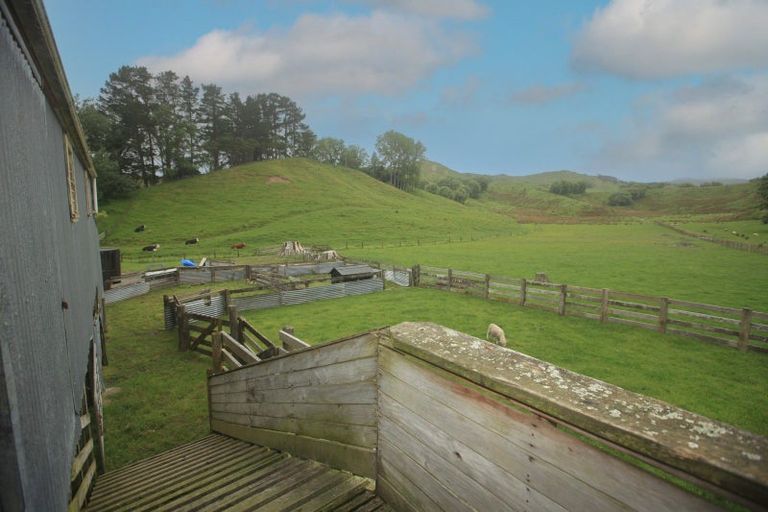 Photo of property in 109 Paremata Branch Road, Tolaga Bay, 4077