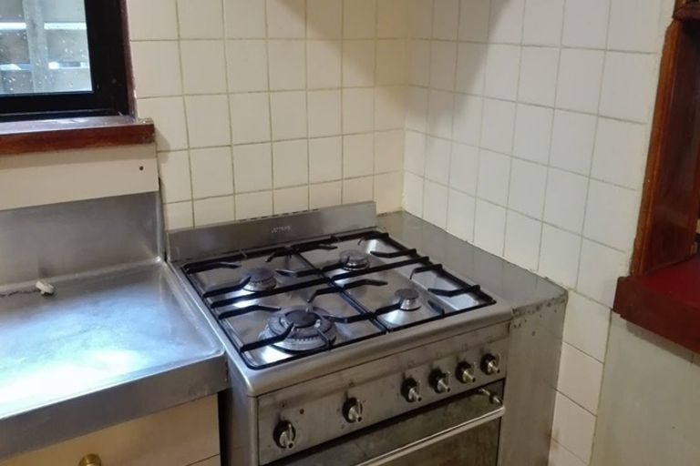 Photo of property in 71 Majoribanks Street, Mount Victoria, Wellington, 6011