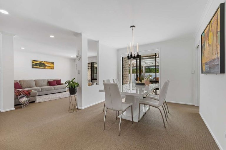 Photo of property in 2 Carrington Drive, Papamoa Beach, Papamoa, 3118