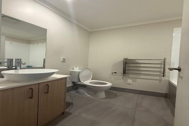 Photo of property in 26 Joseph Street, Flat Bush, Auckland, 2019