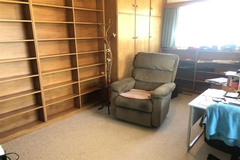 Photo of property in 36 Gilbert Street, New Plymouth, 4310