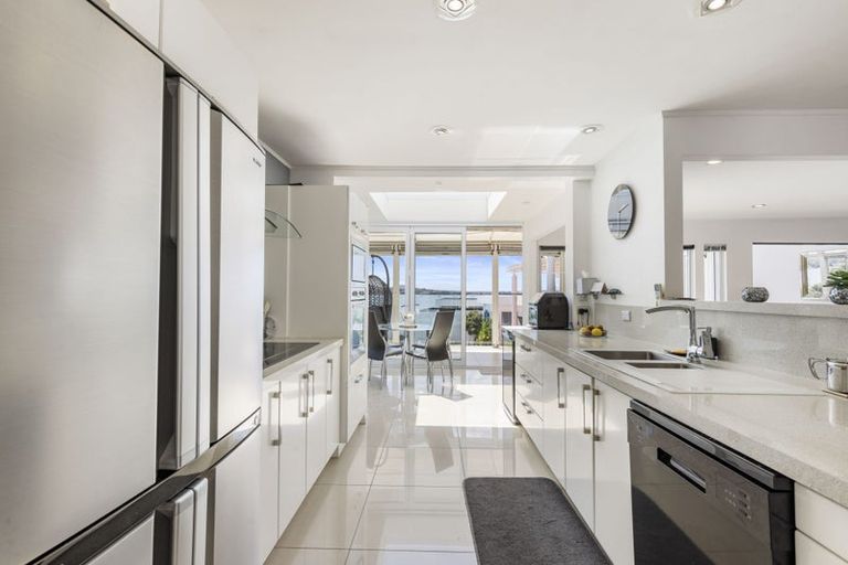 Photo of property in 100 Bramley Drive, Farm Cove, Auckland, 2012