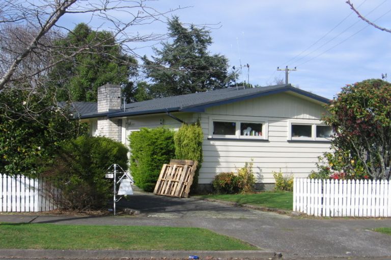 Photo of property in 28 Buick Crescent, Awapuni, Palmerston North, 4412