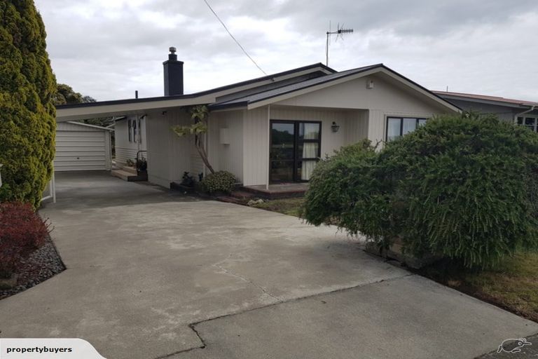 Photo of property in 76 Meeanee Quay, Westshore, Napier, 4110