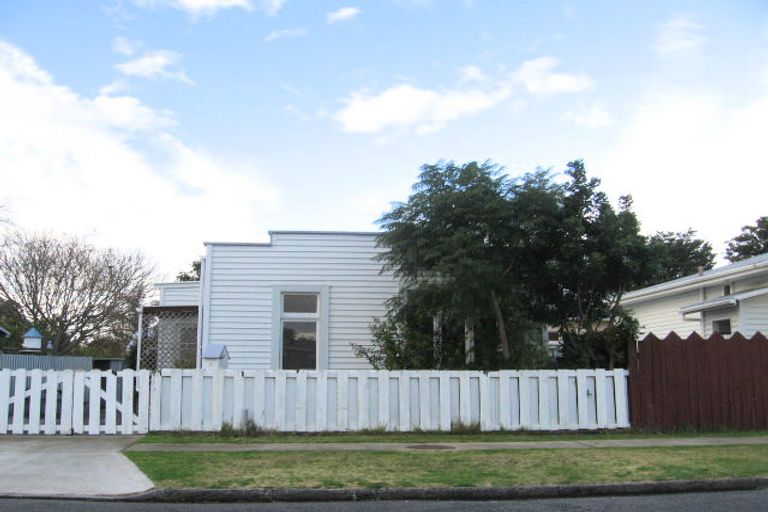Photo of property in 9 Vigor Brown Street, Napier South, Napier, 4110