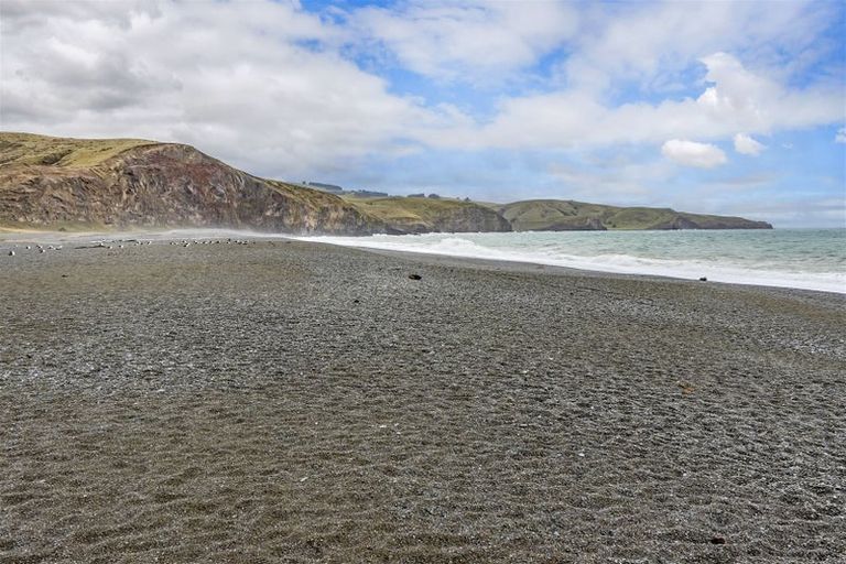 Photo of property in 131f Poranui Beach Road, Little River, 7591