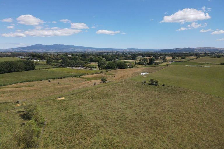 Photo of property in 816 Tuhikaramea Road, Ngahinapouri, Hamilton, 3290
