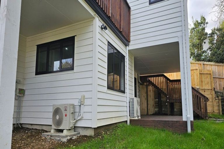 Photo of property in 12a Blease Street, New Lynn, Auckland, 0600