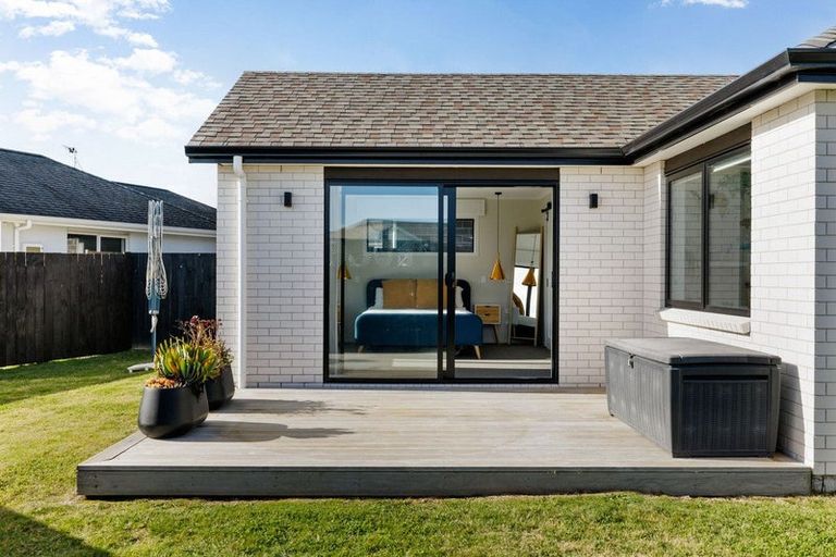 Photo of property in 52 Watkins Road, Cambridge, 3434