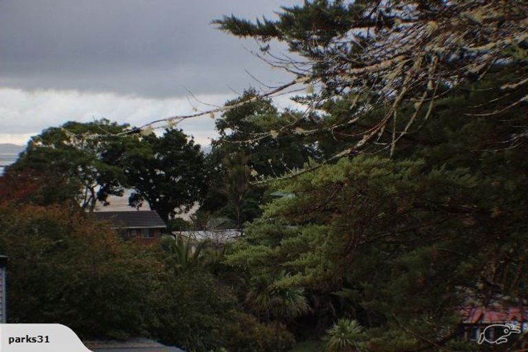 Photo of property in 93 Warner Park Avenue, Laingholm, Auckland, 0604