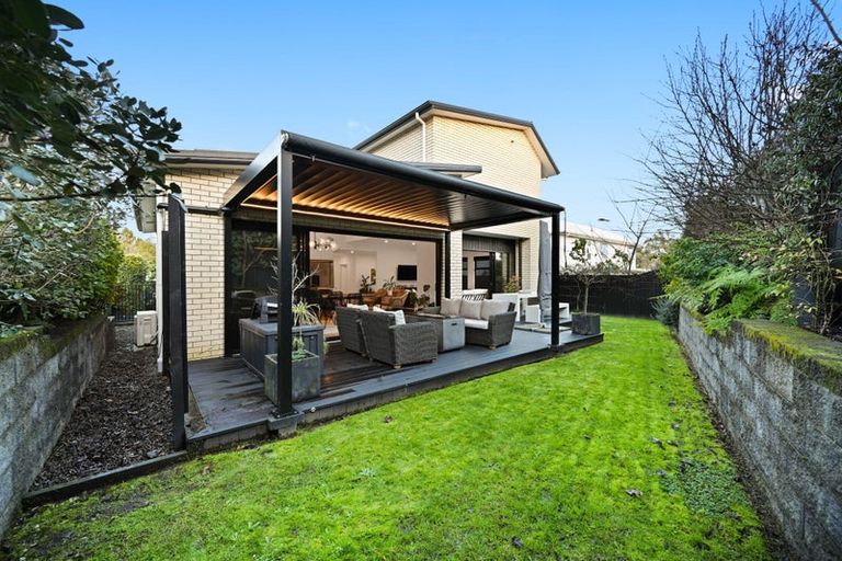 Photo of property in 3d Lake Domain Drive, Frankton, Hamilton, 3204