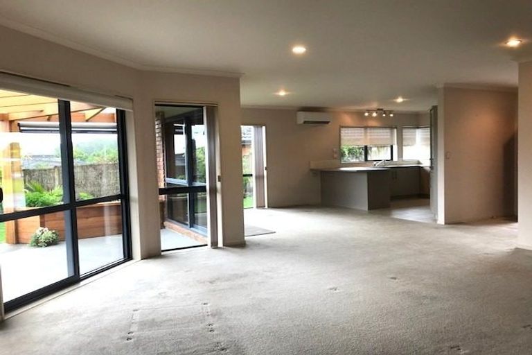 Photo of property in 8 Kilountain Place, Kerikeri, 0230