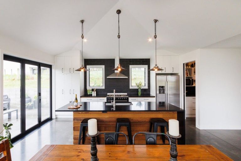 Photo of property in 10 Beechwood Road, Feilding, 4779