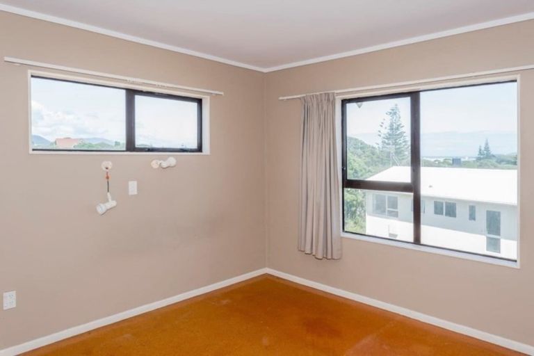 Photo of property in 11 Jane Street, Waikanae Beach, Waikanae, 5036