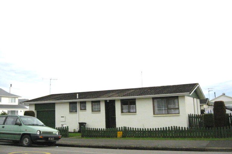 Photo of property in 2/272 Yarrow Street, Richmond, Invercargill, 9810