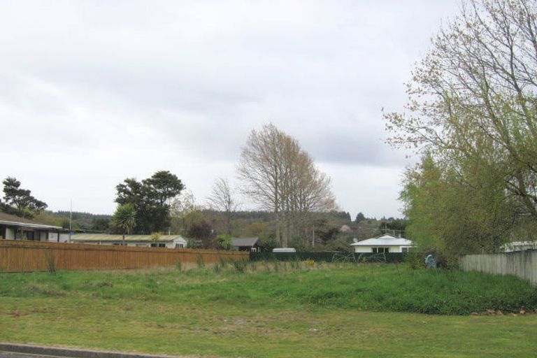 Photo of property in 18 Hurae Road, Waitahanui, Taupo, 3378