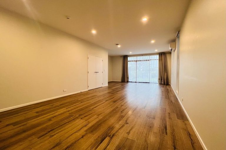 Photo of property in 85 Walters Road, Papakura, Takanini, 2110