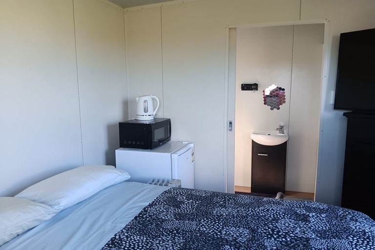 Photo of property in 240 Dowse Drive, Maungaraki, Lower Hutt, 5010