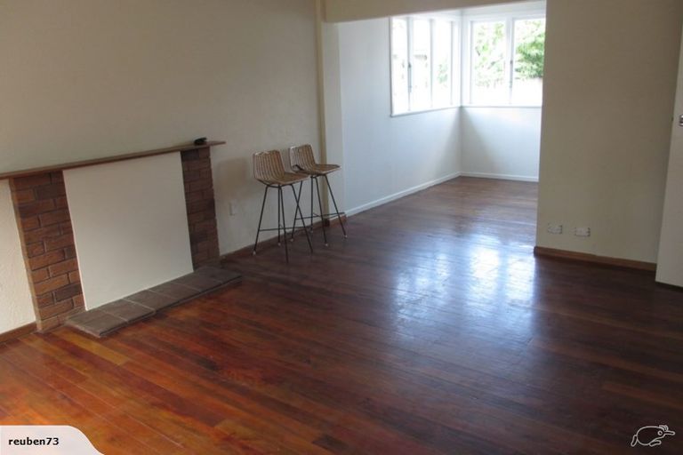 Photo of property in 440 West Coast Road, Glen Eden, Auckland, 0602