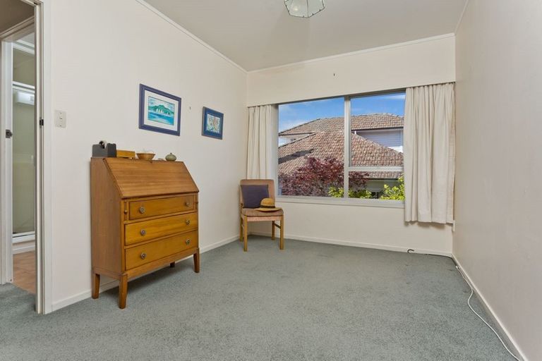 Photo of property in 1/11 Bayview Road, Hauraki, Auckland, 0622
