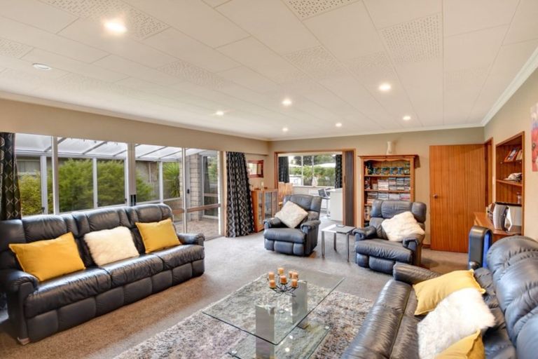 Photo of property in 30 Beaumaris Street, Outram, 9019