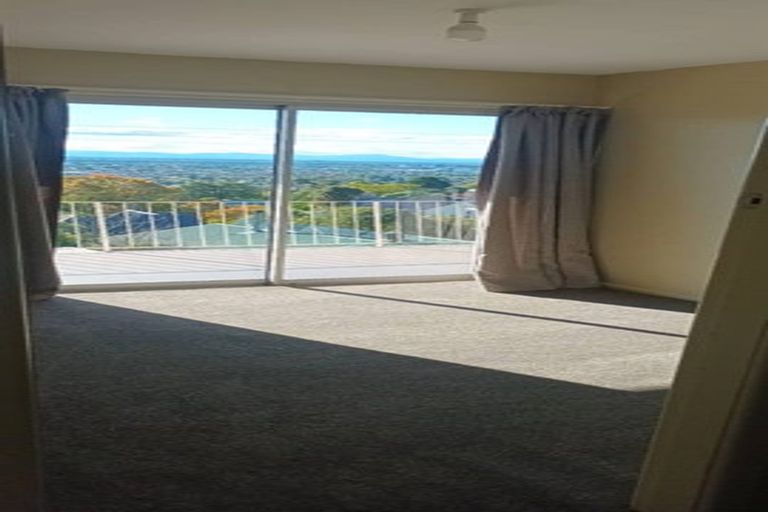 Photo of property in 72 Dyers Pass Road, Cashmere, Christchurch, 8022