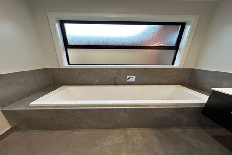 Photo of property in 5 Te Ripo Rise, Cambridge, 3434