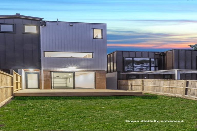 Photo of property in 10 Waka Street, Albany Heights, Auckland, 0632