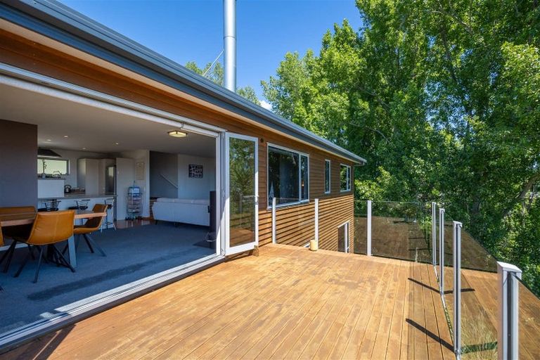 Photo of property in 51 Coster Street, Enner Glynn, Nelson, 7011