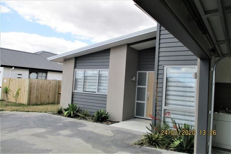 Photo of property in 8 Hehan Close, Cambridge, 3434