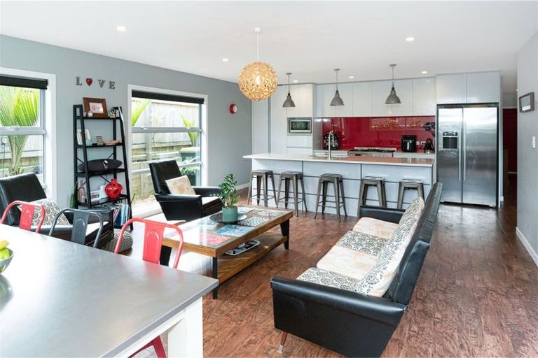 Photo of property in 7 Patterson Lane, Raumati Beach, Paraparaumu, 5032