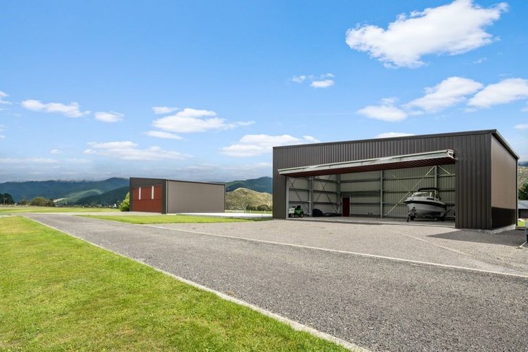 Photo of property in Koromiko Airpark, 102 Hawker Lane, Koromiko, Blenheim, 7273