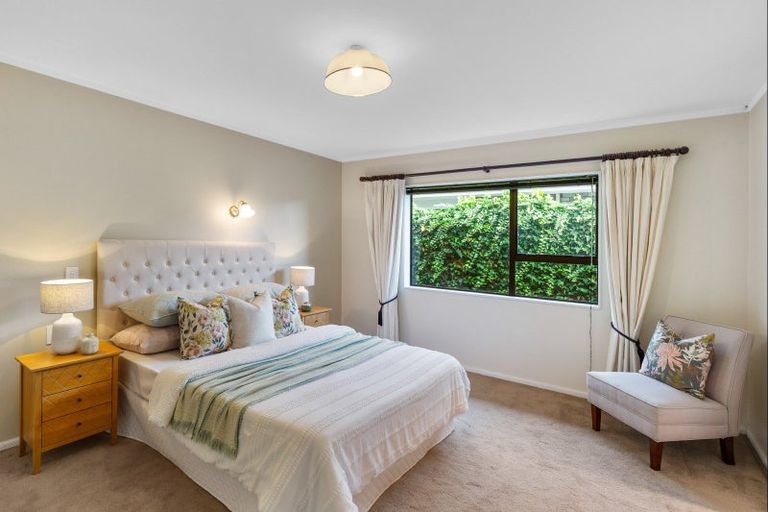 Photo of property in 14 Easton Way, Levin, 5510