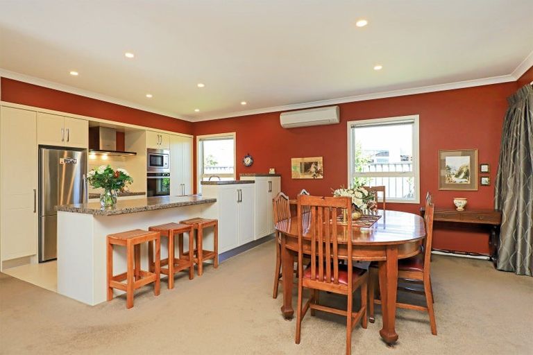 Photo of property in 4 Pukaki Place, Poraiti, Napier, 4112