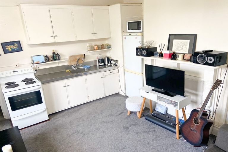Photo of property in 1/98 Birkenhead Avenue, Birkenhead, Auckland, 0626